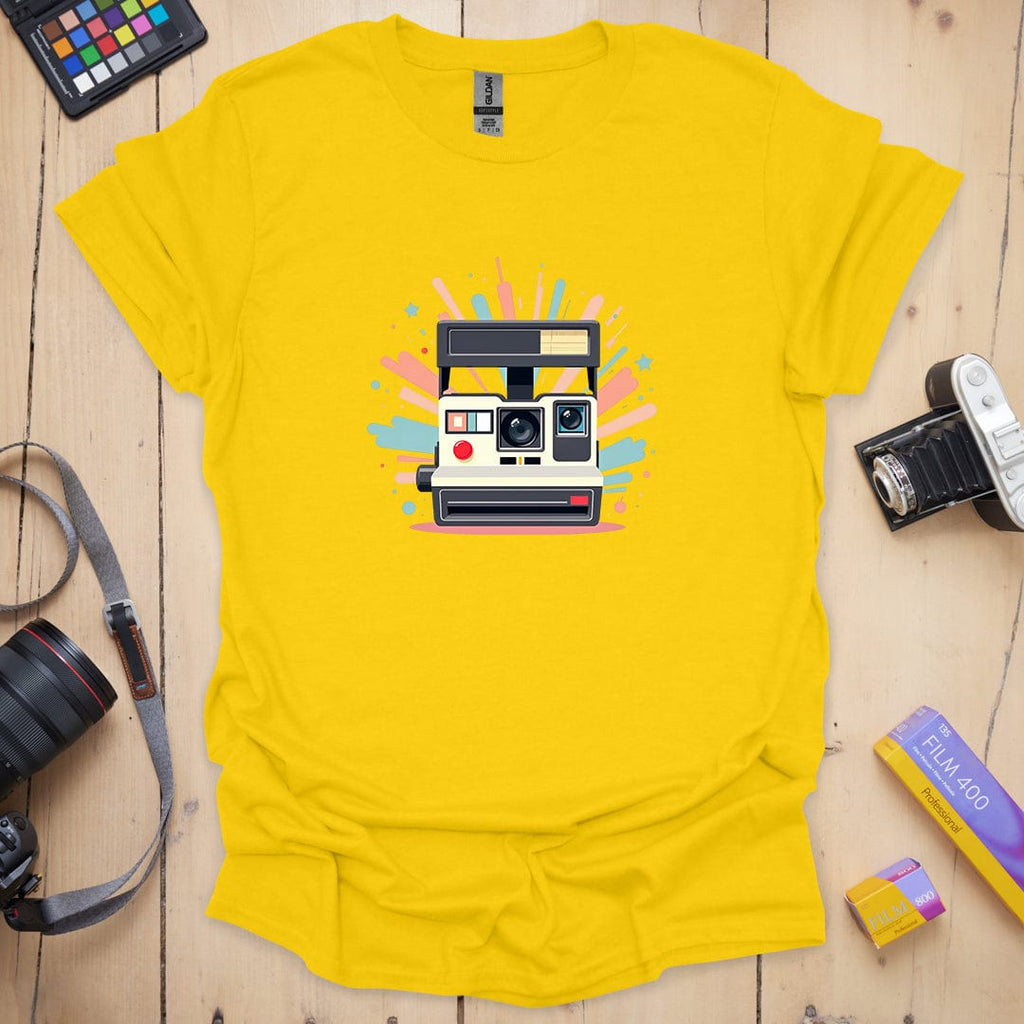 T-Shirt With Retro Instant Camera Graphic