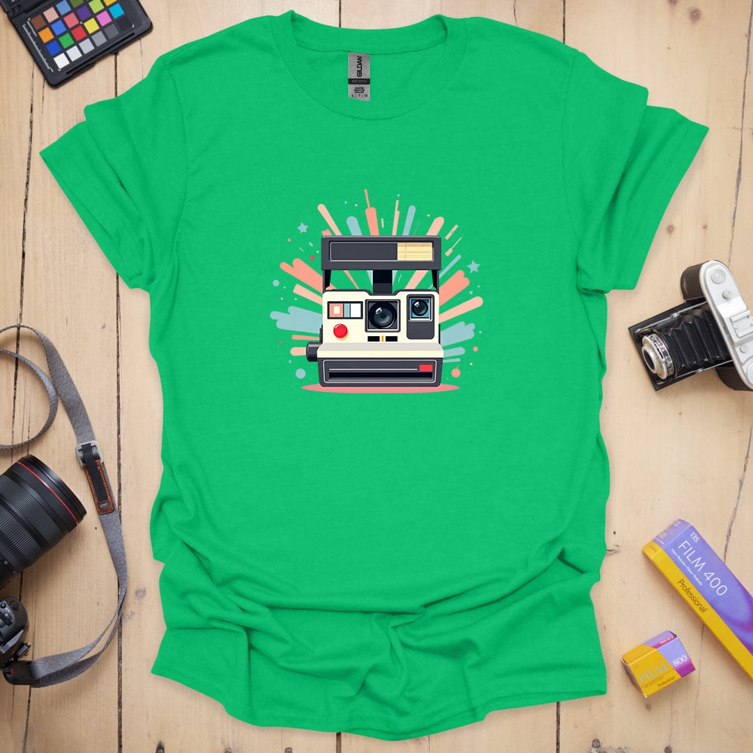 T-Shirt With Retro Instant Camera Graphic