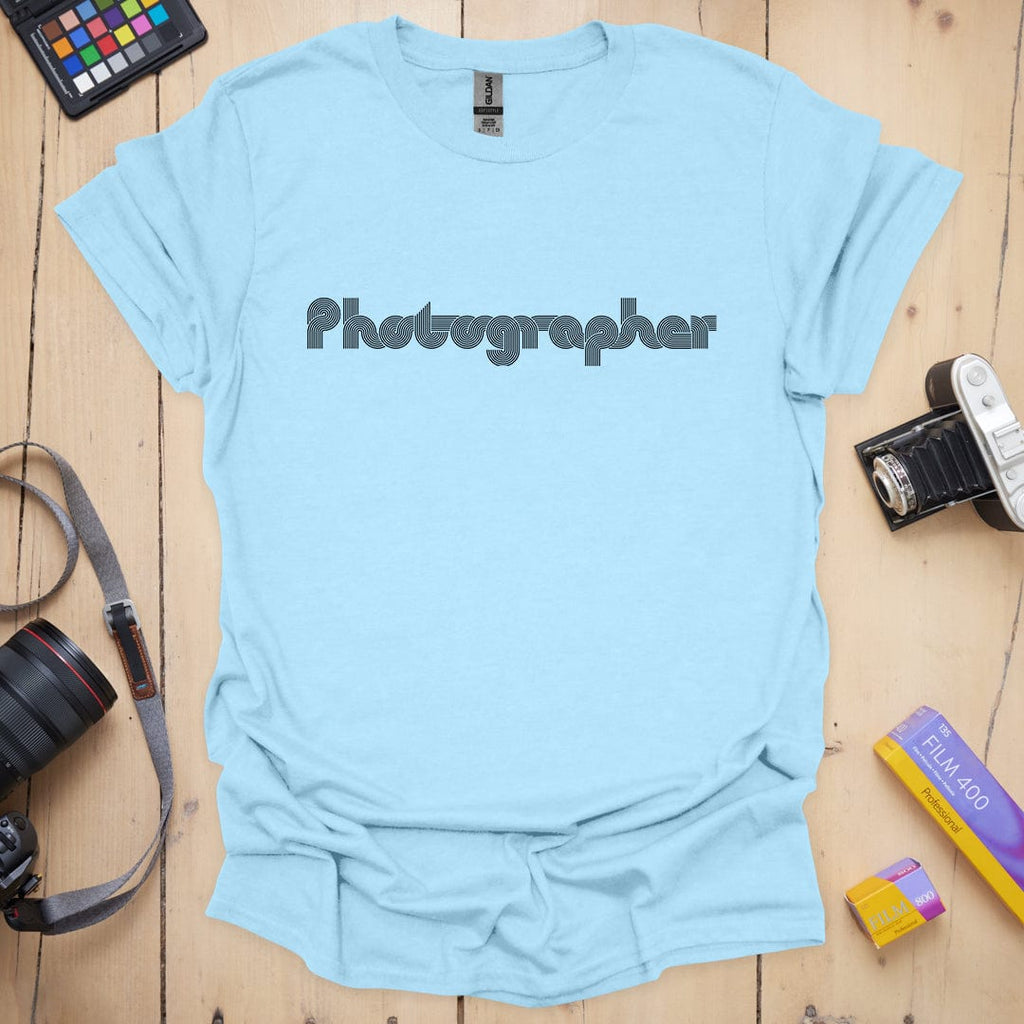 T-Shirt With Groovy 70s Photographer Style