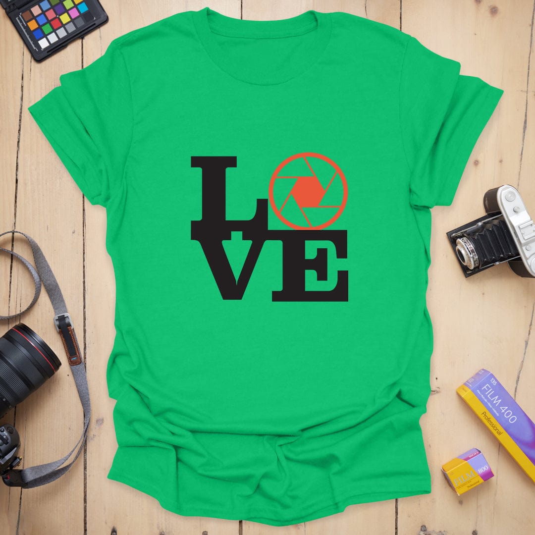 T-Shirt With Aperture LOVE Photography Design