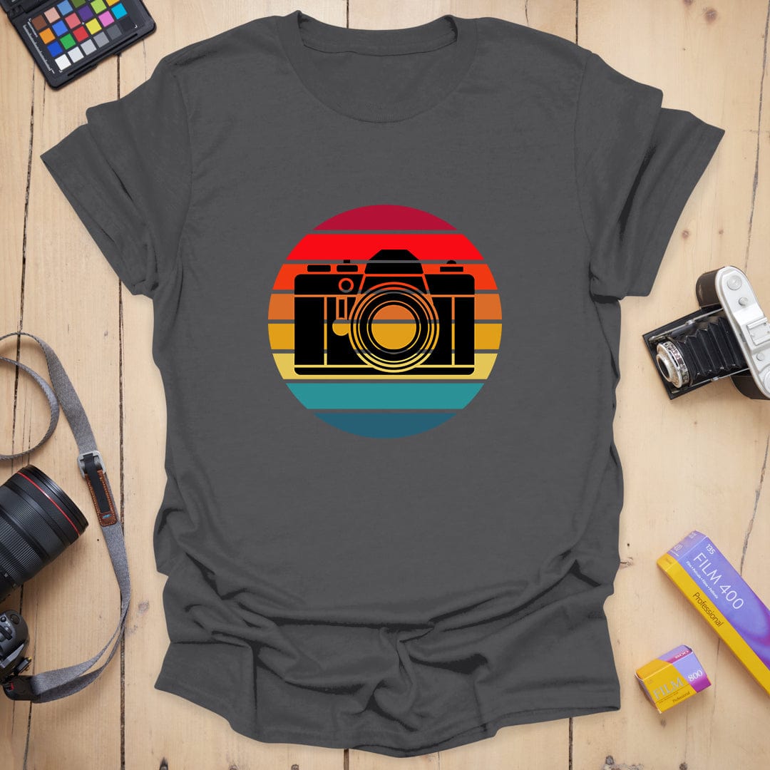 T-Shirt With Retro Camera Sunset Graphic