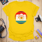 T-Shirt With Retro Camera Sunset Graphic