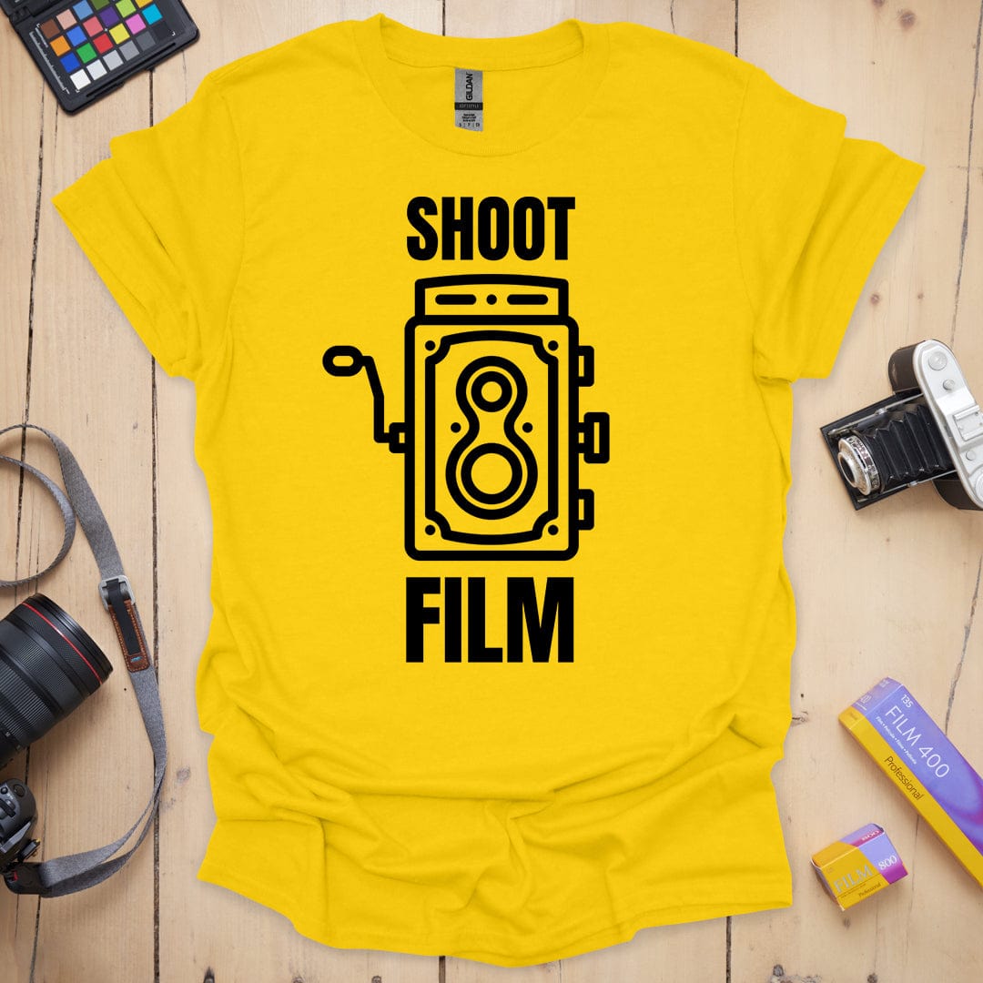 T-Shirt With TLR Camera Design for Analog Film Fans