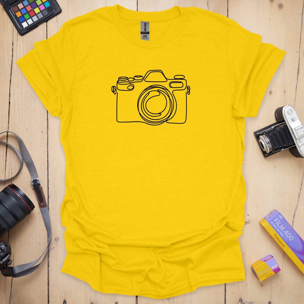 T-Shirt With Minimalist Photographer Design
