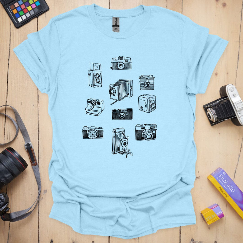 T-Shirt With Vintage Camera Sketchbook Design