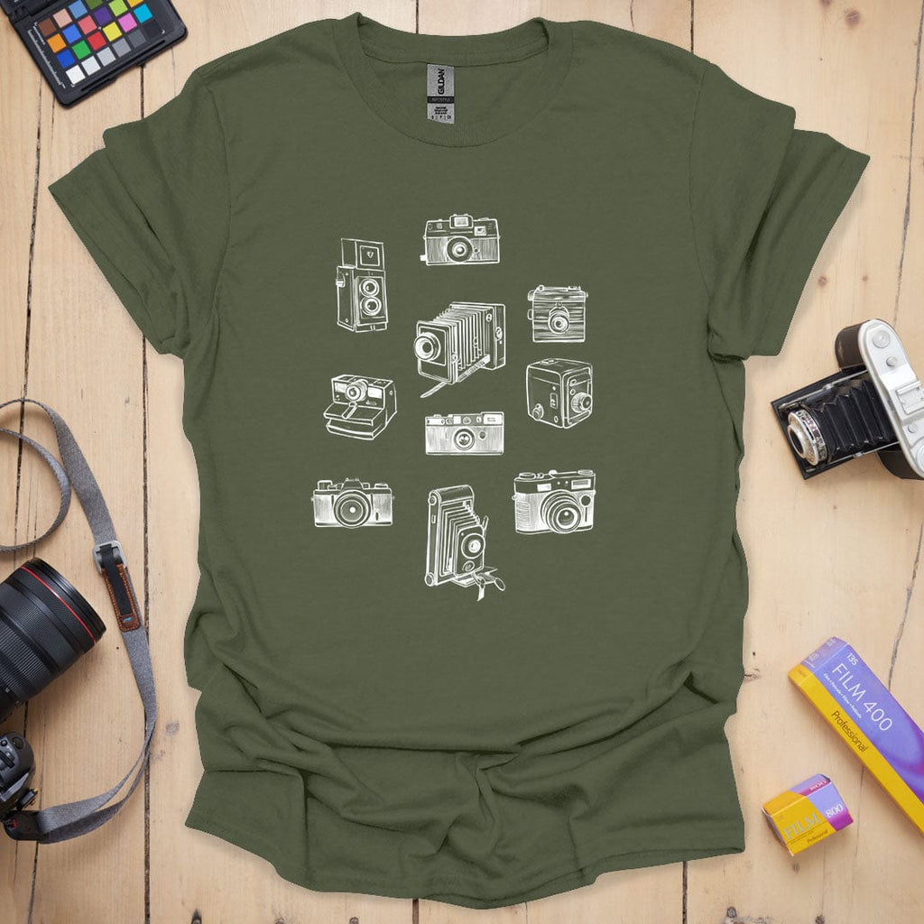 T-Shirt With Vintage Camera Sketchbook Design