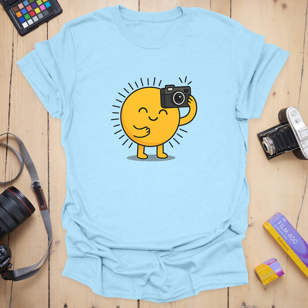 T-Shirt With Sunshine Selfie Graphic
