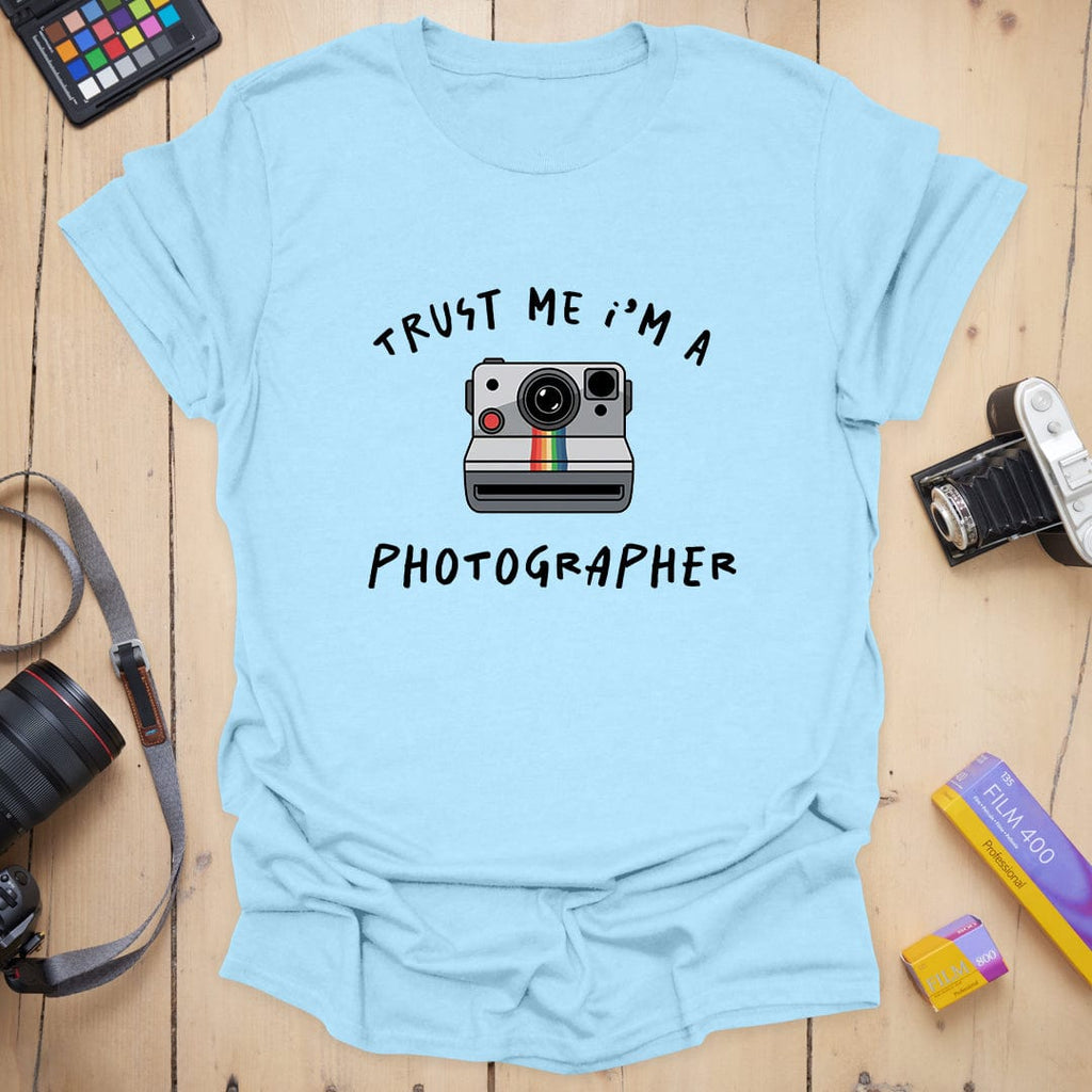 T-Shirt With Retro Camera Graphic and Photographer Humor