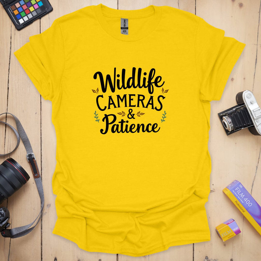 T-Shirt With Wildlife Patience Graphic