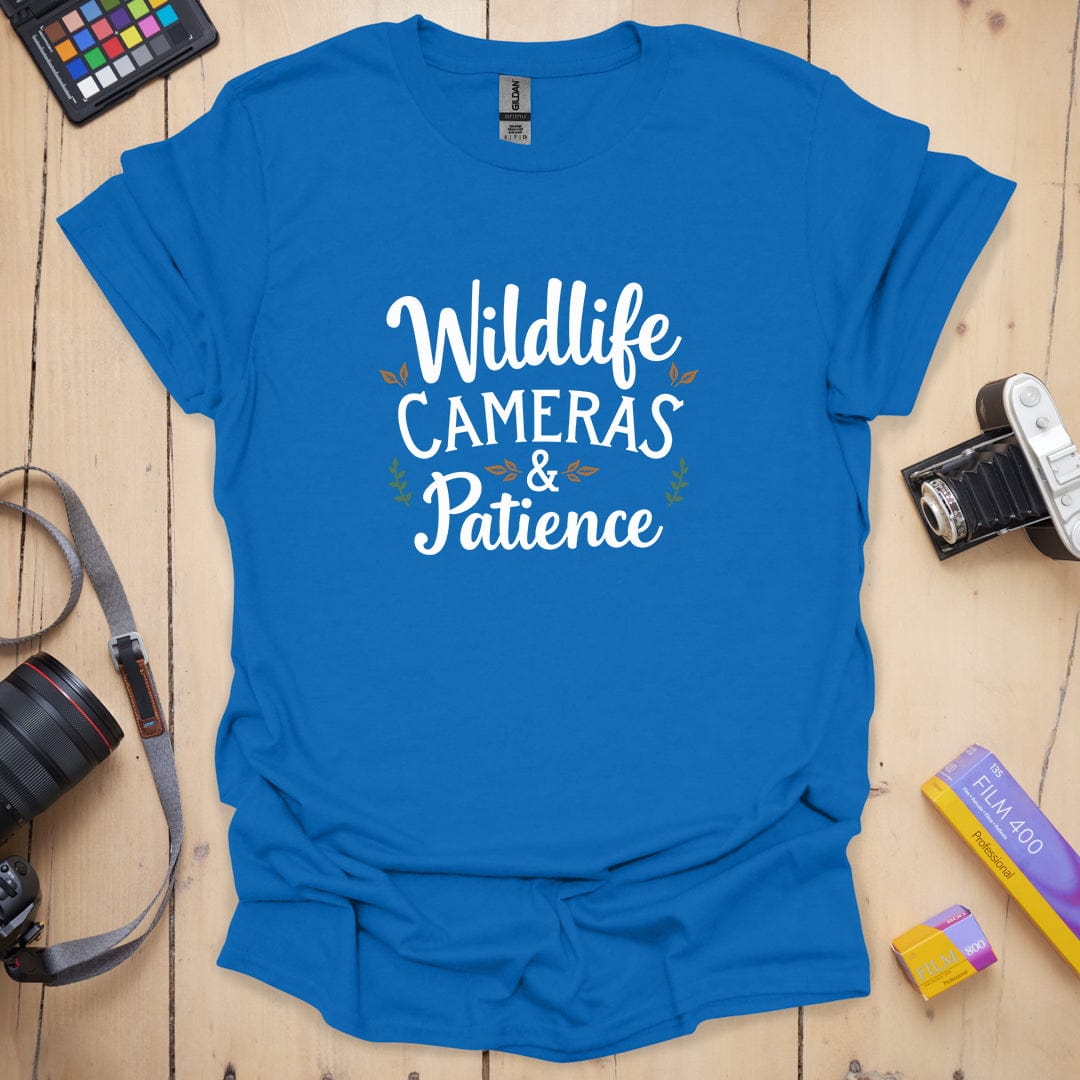 T-Shirt With Wildlife Patience Graphic