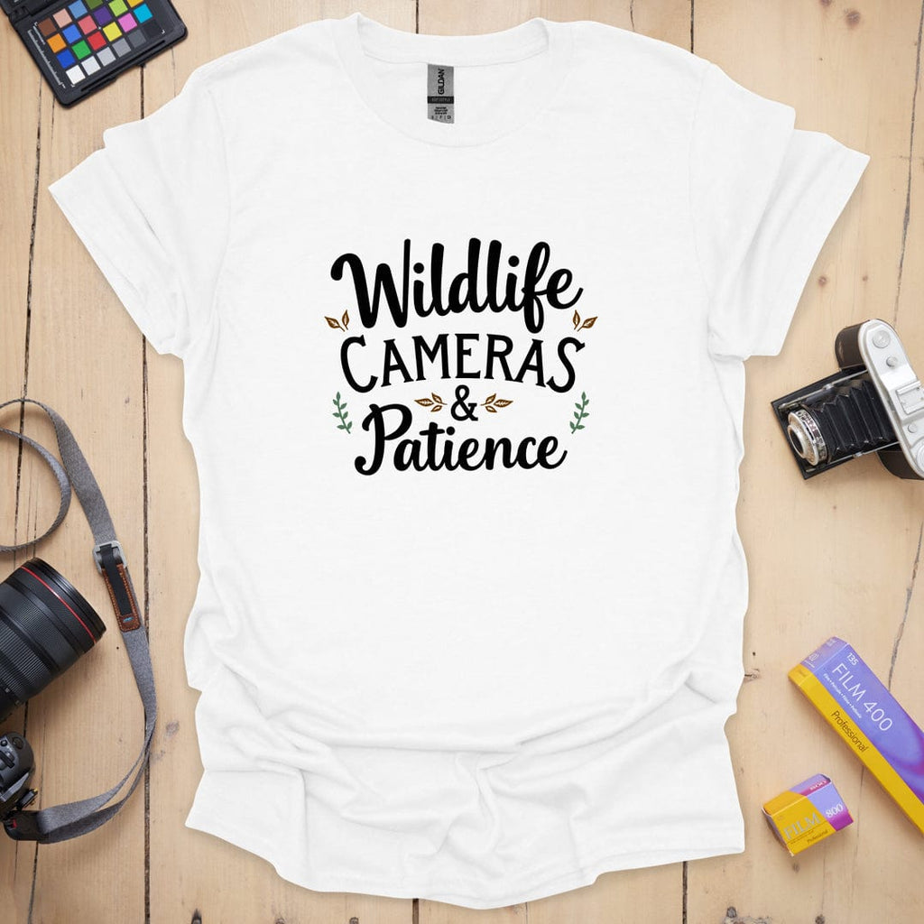 T-Shirt With Wildlife Patience Graphic