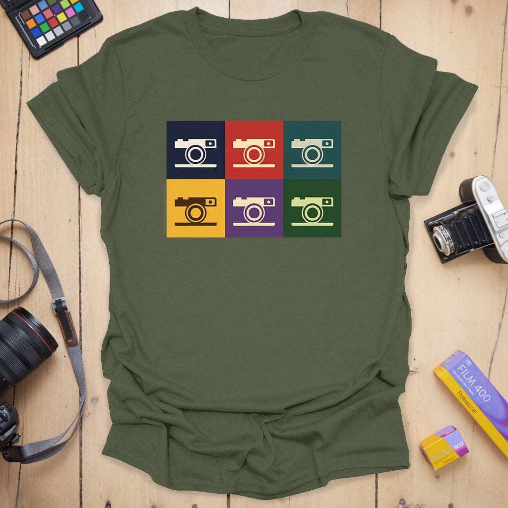 T-Shirt With Retro Camera Grid Pop Art Design