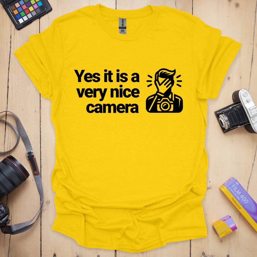 T-Shirt With Funny Nice Camera Photographer Quote
