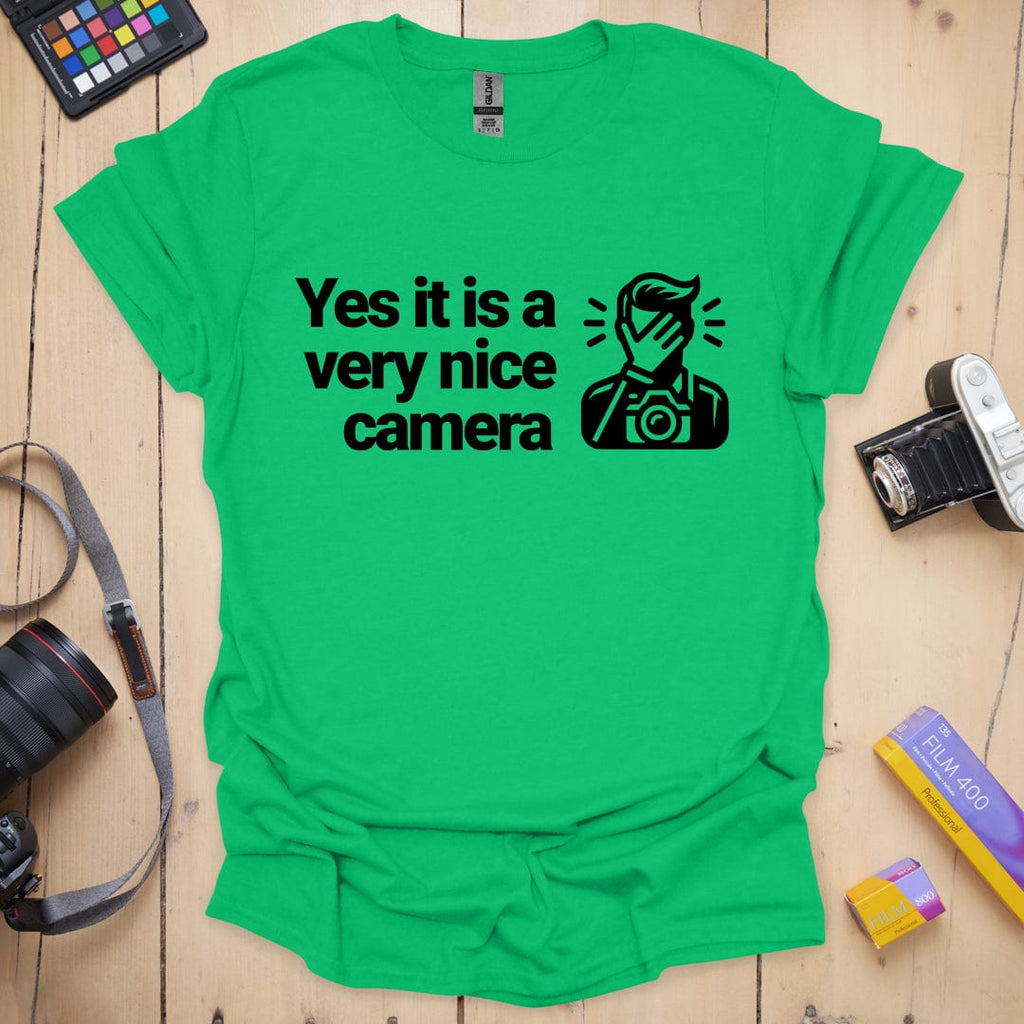 T-Shirt With Funny Nice Camera Photographer Quote
