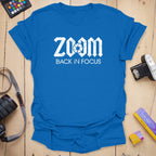 T-Shirt With Zoom Back in Focus Graphic