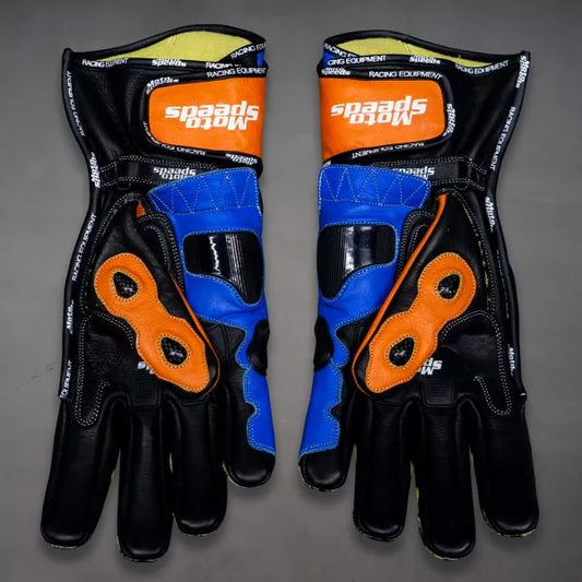 Tom Sykes BMW Gloves WSBK 2020